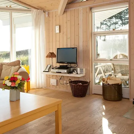 Seaside Escape In Helgenaes - By Traum *